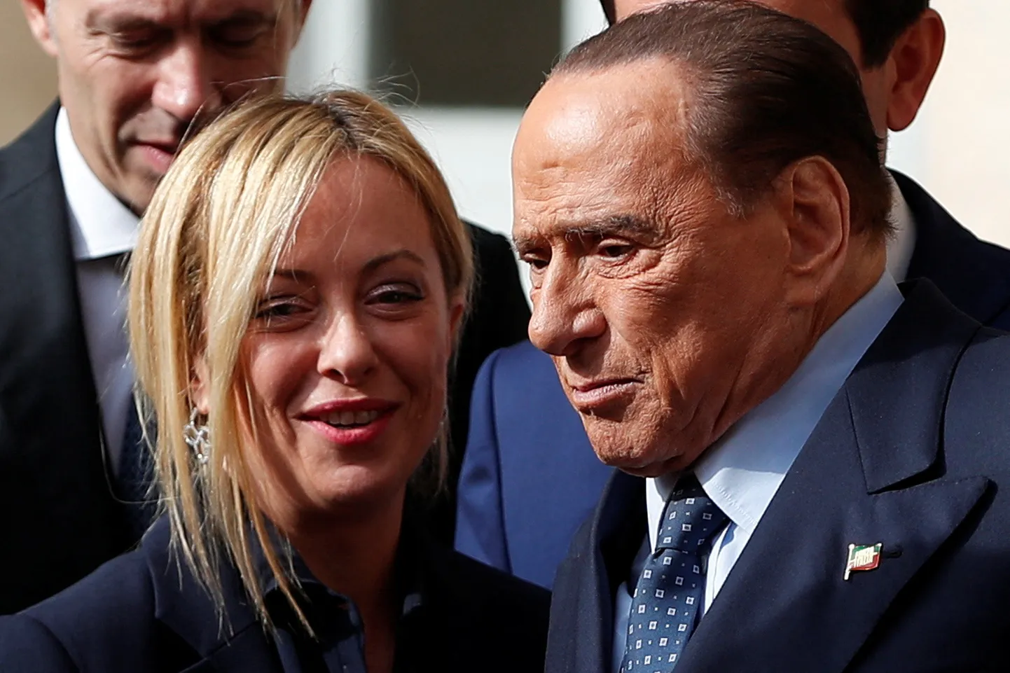 Itaalia peaminister Giorgia Meloni ja Silvio Berlusconi, kelle erakond Forza Italia kohtureformi eest veab.