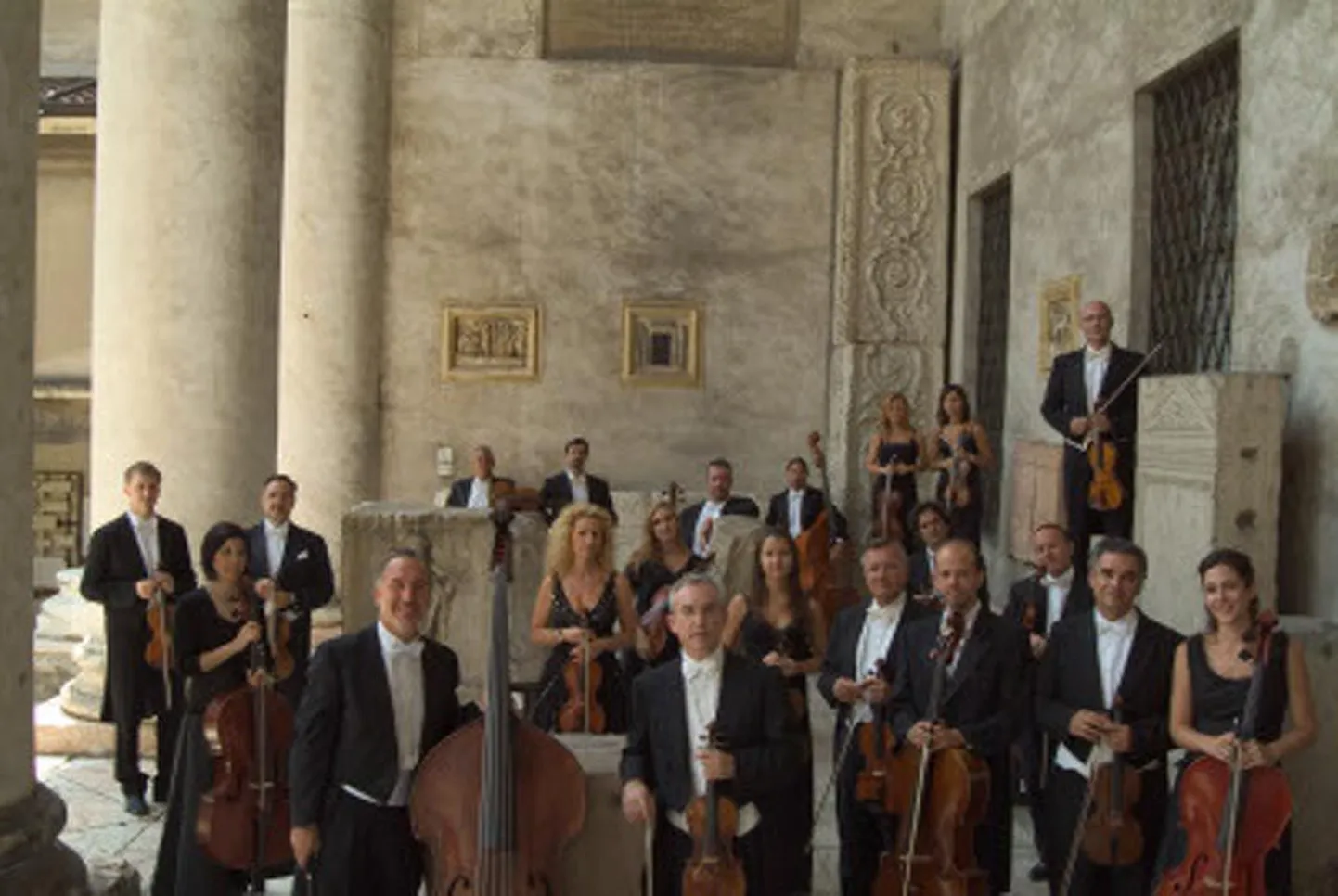 Orkester I Virtuosi Italiani on ligi kahekümne tegutsemisaasta jooksul esinenud kõikjal Itaalias ja Euroopas.