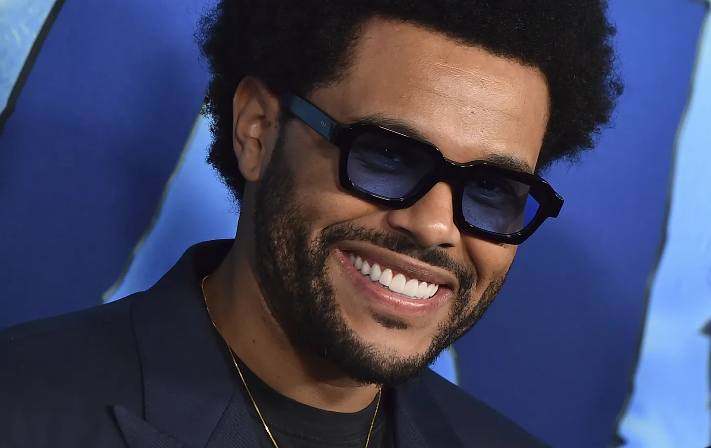 Певец The Weeknd.