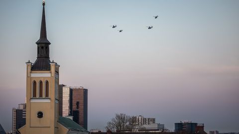 В субботу над Таллинном пролетят вертолеты Великобритании