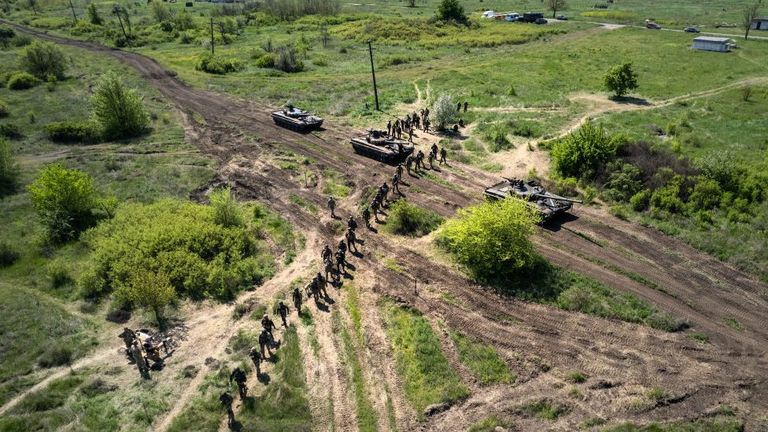 Министерство обороны Украины утверждает, что сможет подготовить и вооружить миллион человек