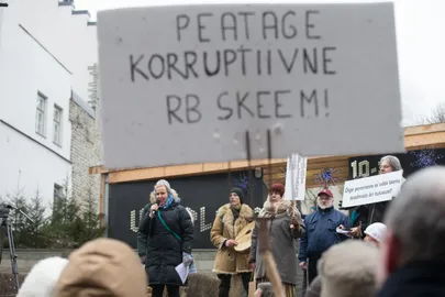 Rail Balticu vastane meeleavaldus jaanuaris majandusministeeriumi ees. /: Foto: Liis Treimann