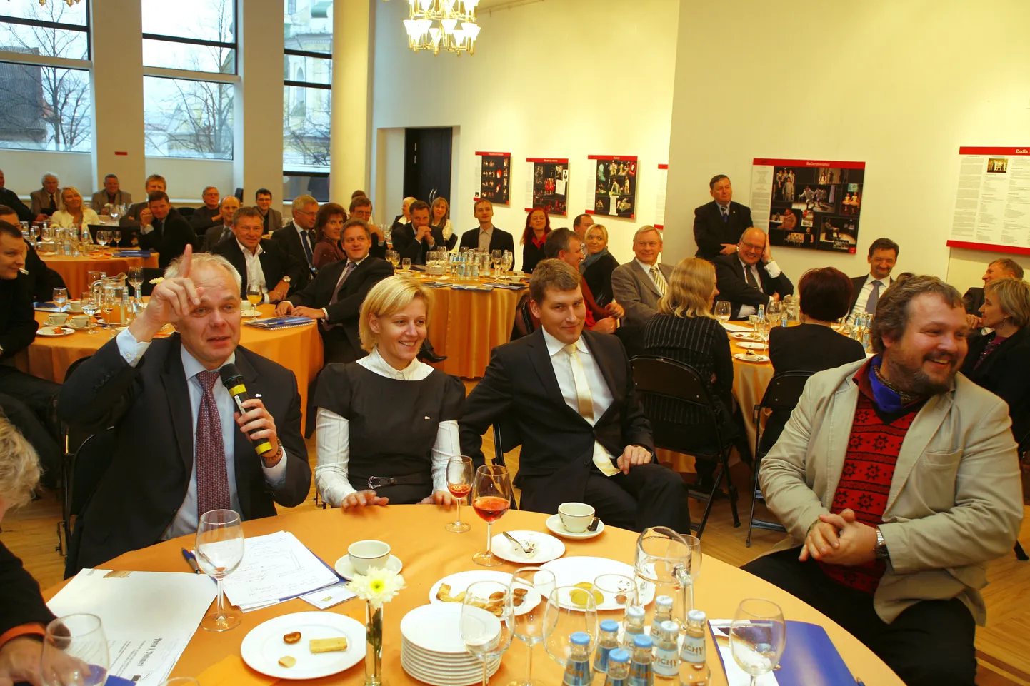 Pärnumaa arvamusliidrite lõuna mullu sügisel.