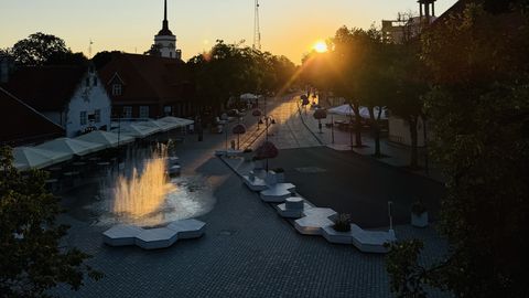 PÄEVAPILT ⟩ Imeline hommik Kuressaares