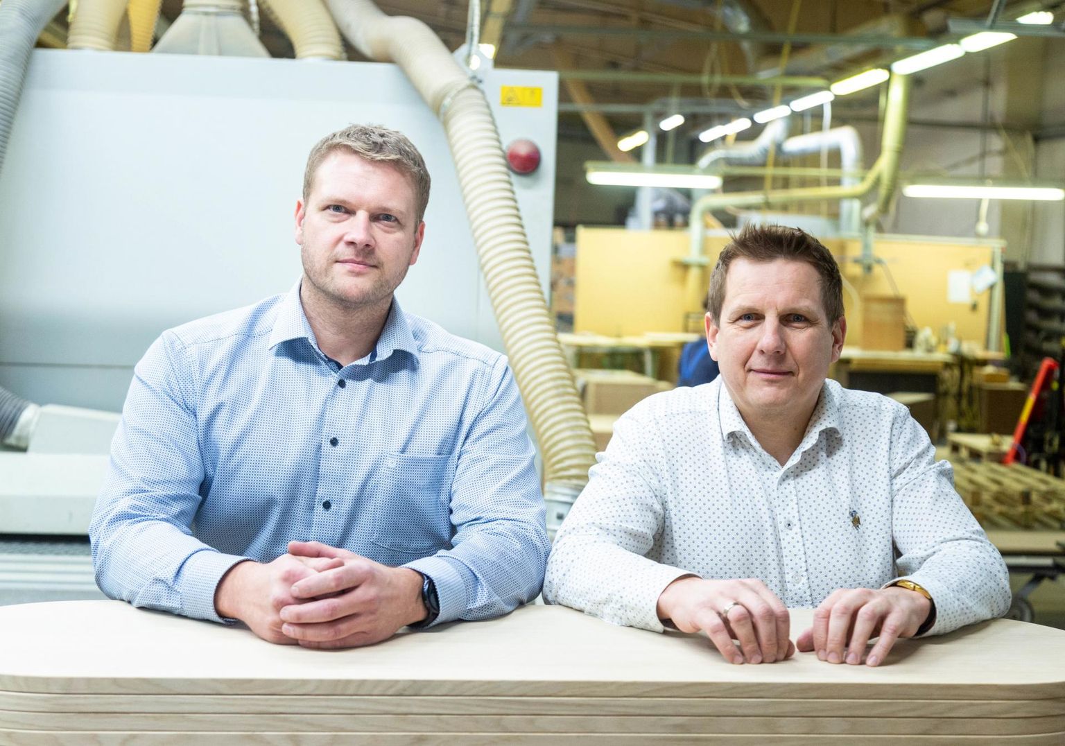 AS Wermo ettevõte toodab Võrus elukondlikku mööblit ning ekspordib kogu oma toodangu. Pildil ettevõtte juht Raul Vene (vasakul) ning müügi- ja arendusjuht Peeter Kuum.