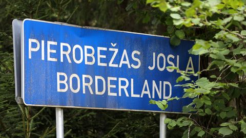 Латвия планирует продлить чрезвычайное положение на границе с Беларусью