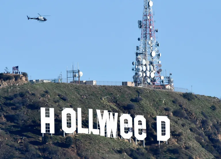 Aastavahetusel muudeti Hollywood Hollyweediks