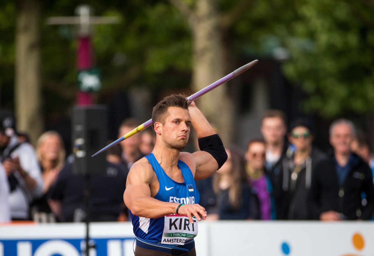 Magnus Kirt on näidanud, et kui vaja, tuleb ka hea tulemus. Tema nimel on Eesti meeste odaviske kõigi aegade teine tulemus – 86,65 meetrit.