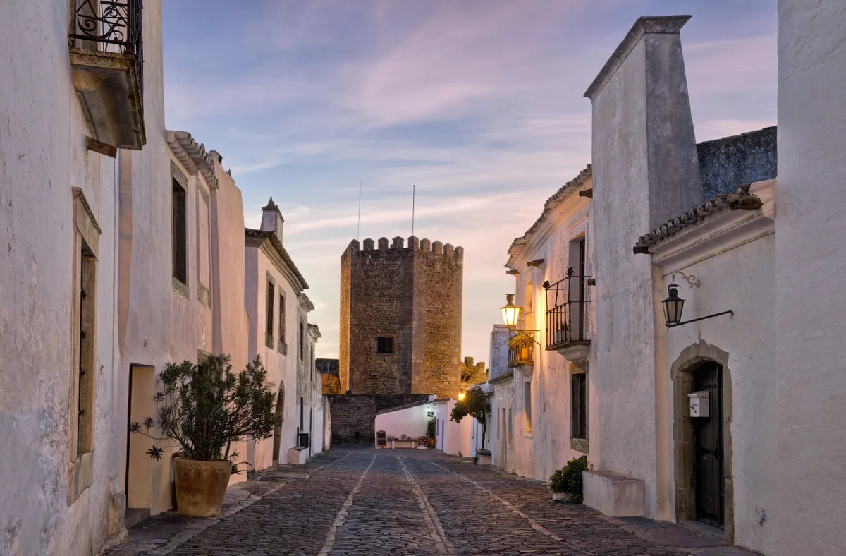 Monzaras