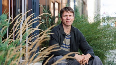 RAIMO ÜLAVERE ⟩ Muutub juba kummaliseks! Teiste tööaja kritiseerijad, kuhu on nüüd kadunud see «igaüks on eriline»?
