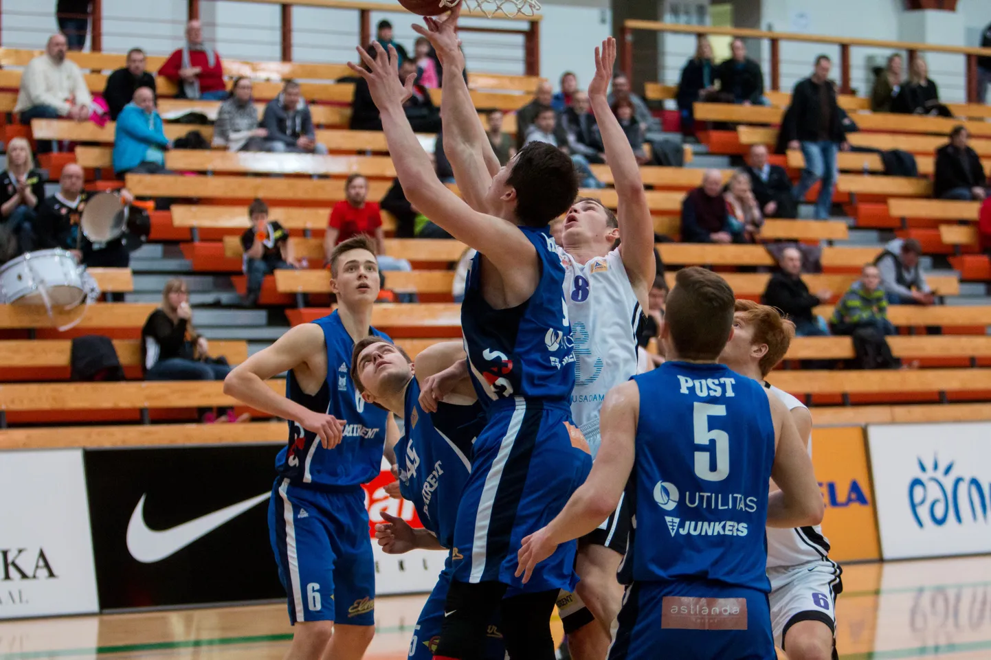 Pärnu Sadam mängimas Audentese SK/Noortekoondisega.