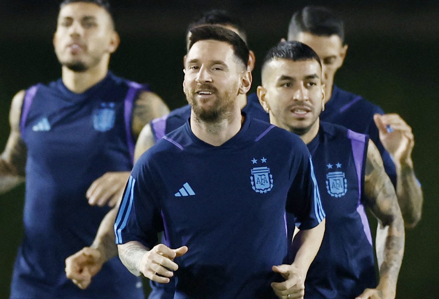 Lionel Messi ja teised Argentina koondislased Kataris treeningul.