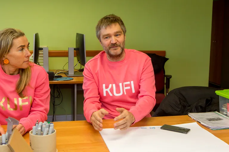 "Siin ei julge tüdrukutele enam midagi näidata, kõik vaja kõrva panna." - Andres Meisterson