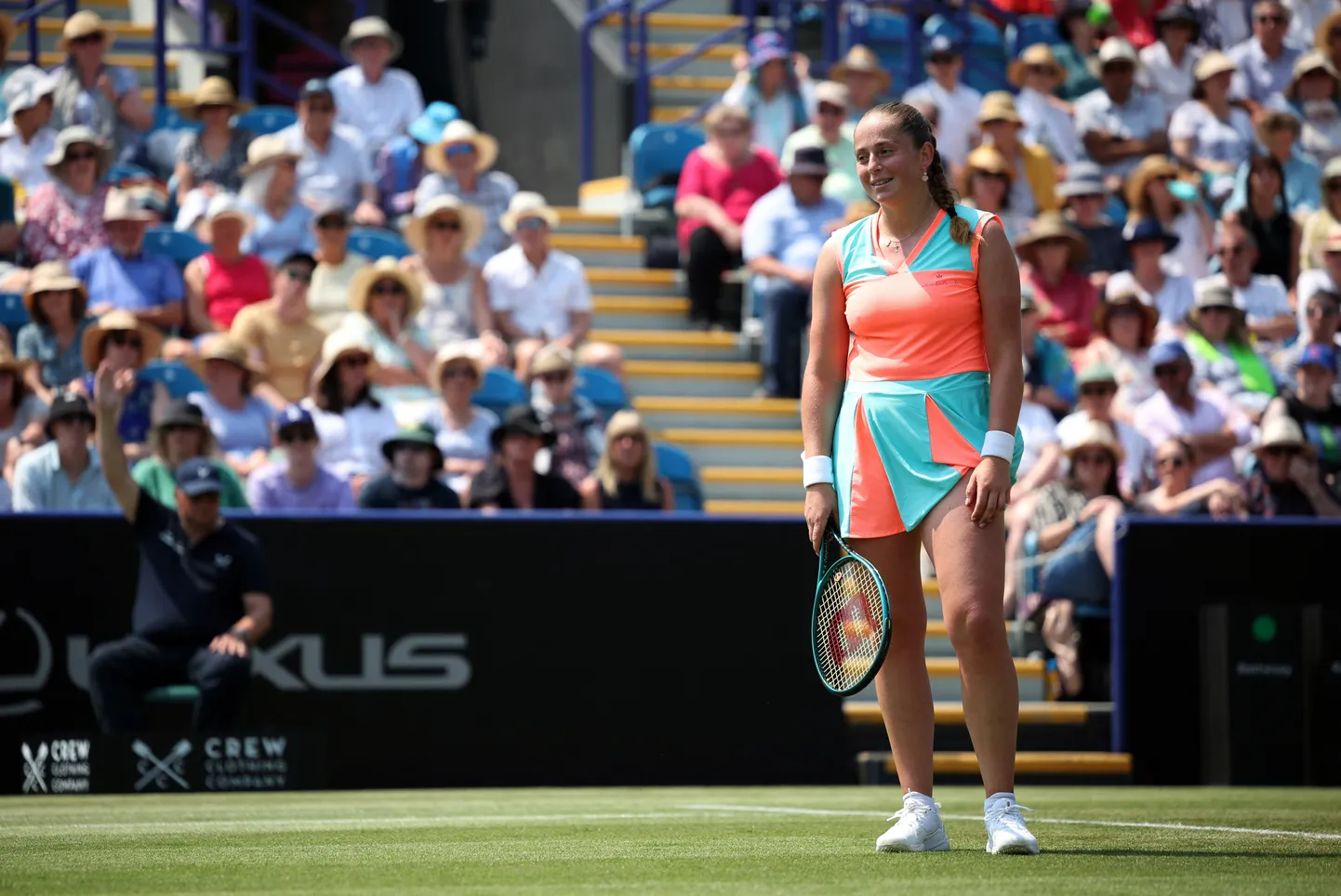 Aļona Ostapenko.