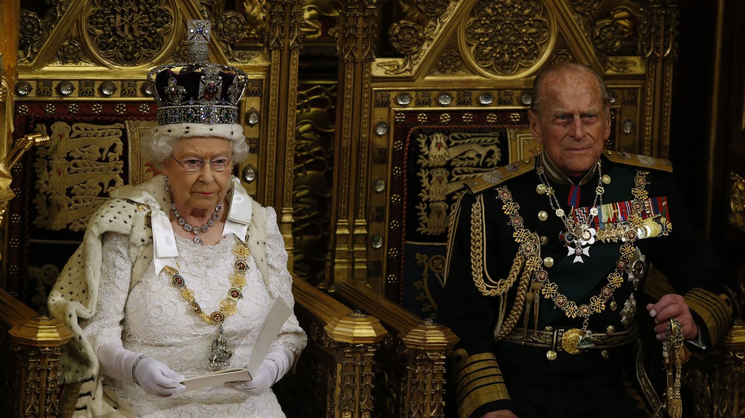 Kuninganna Elizabeth II ja Prints Philip Lordide Kojas, Westminsteri Palees.