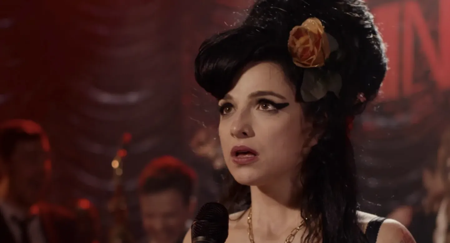 Filmis kehastab Amy Winehouse'i Marisa Abela.