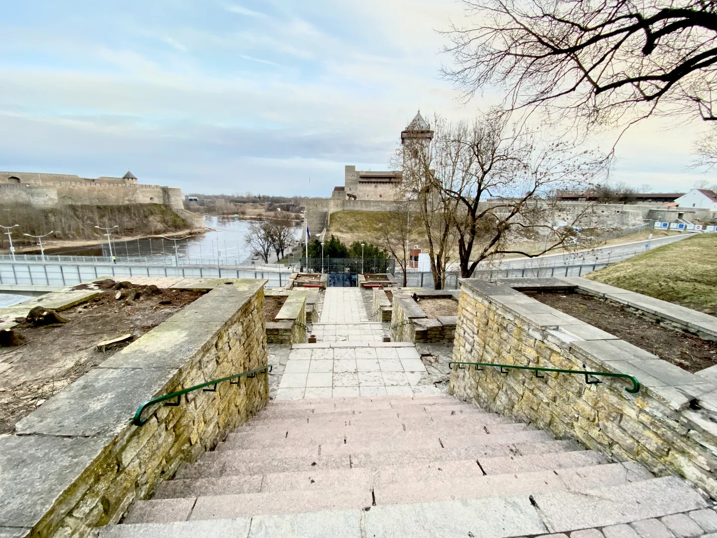 Нарвская лестница Гана.