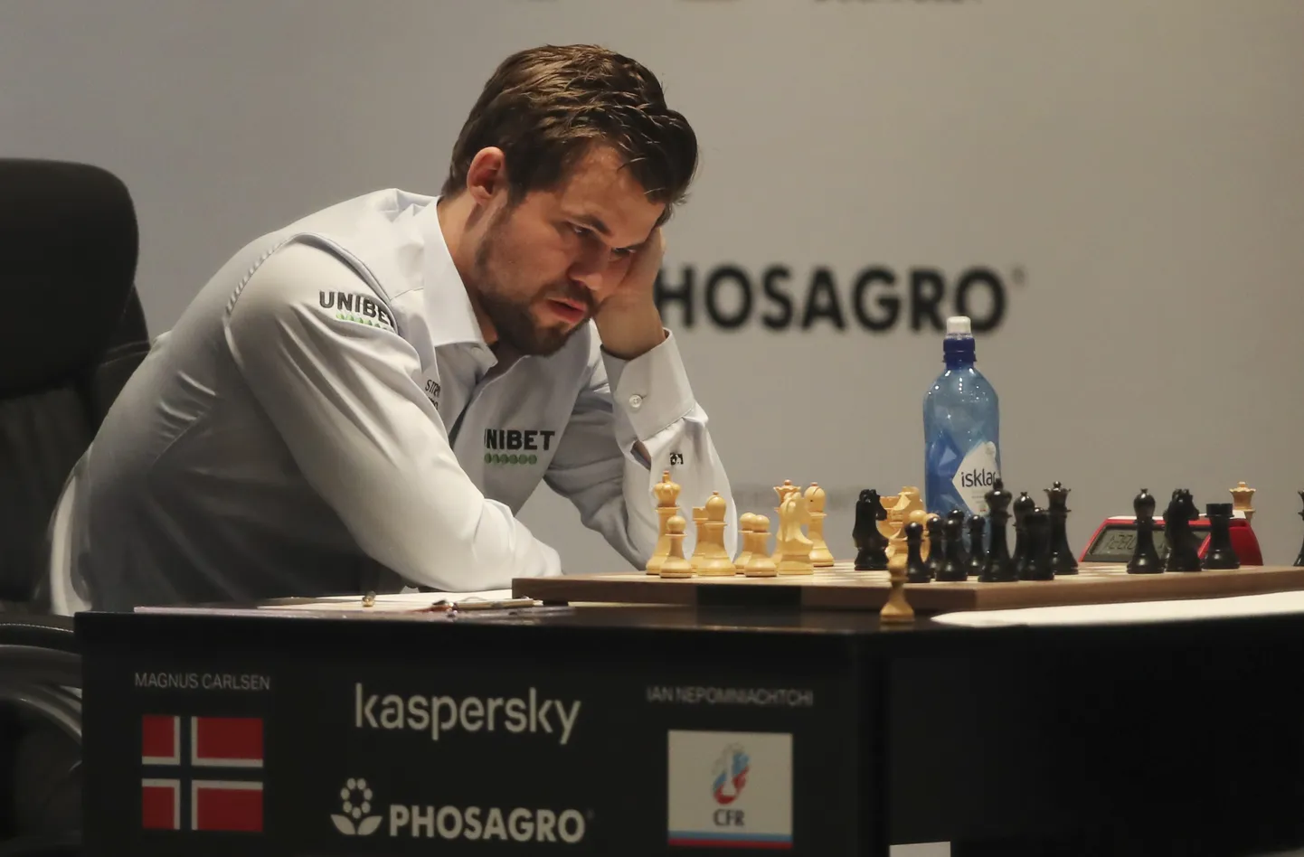 Maailmameister Magnus Carlsen.