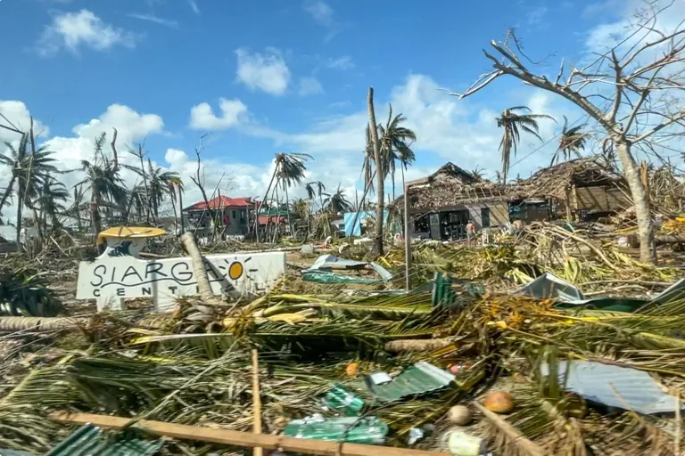 Filipiinide Siargao saare General Luna linn pärast taifuuni