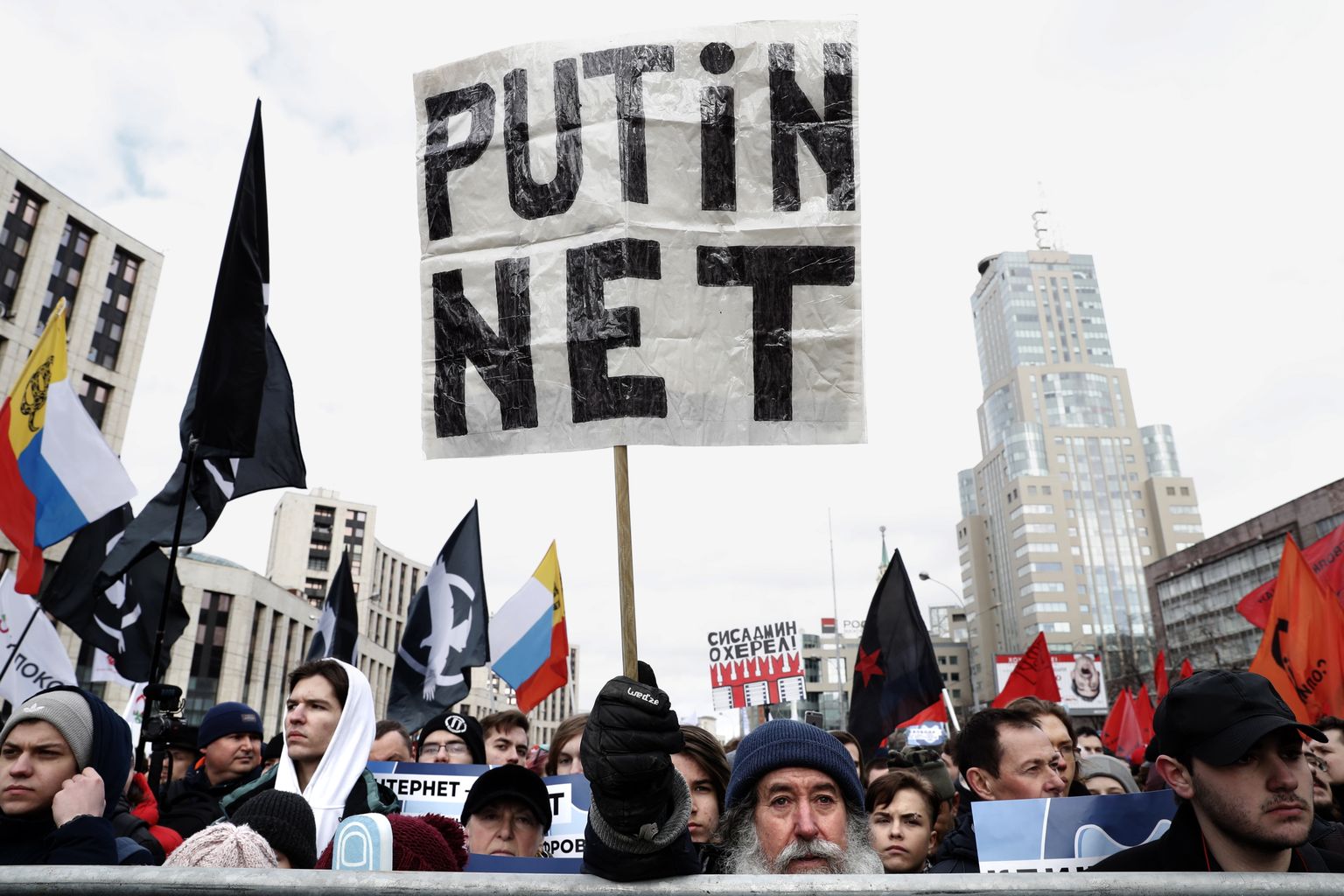 Venelased avaldavad Moskvas meelt internetitsensuuri vastu.