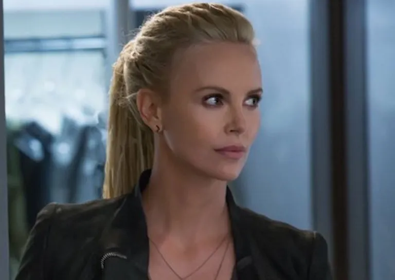 Charlize Theron filmis «The Fate of the Furious» (2017)