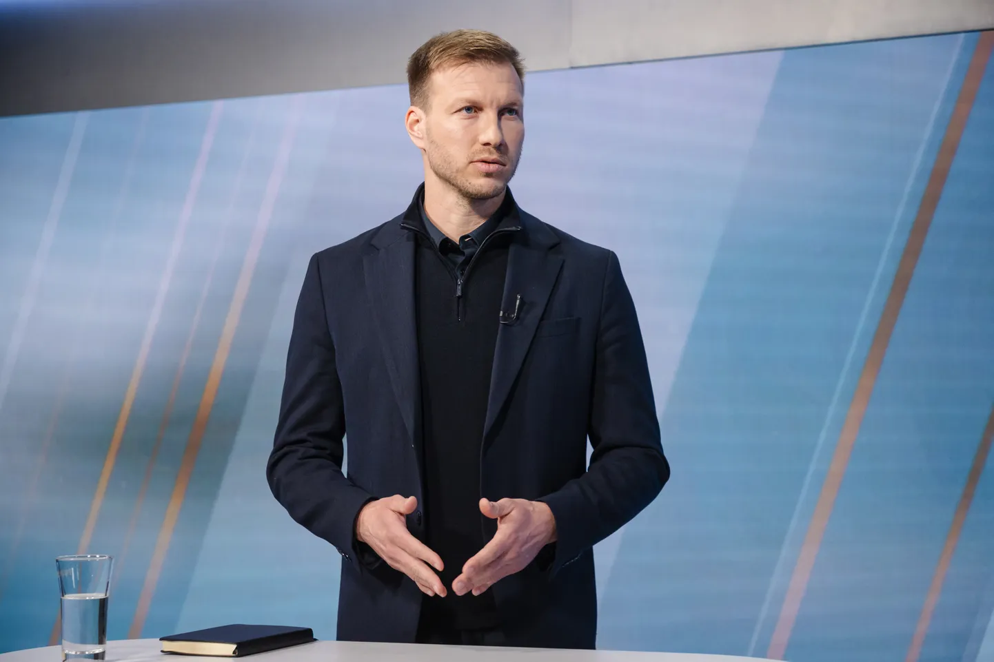 Endine tippjalgpallur Ragnar Klavan kandideerib jalgpalliliidu presidendiks.