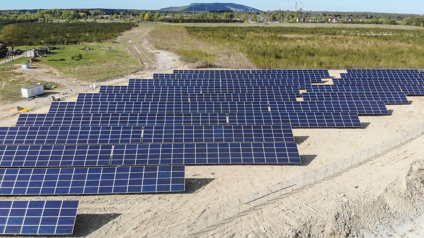 Мощность мяэтагузеской солнечной станции уступает мощности открытого этой весной Лааскырвеского солнечного парка "Eesti Energia" более чем в три раза, однако для самоуправления это, бесспорно, большое достижение.