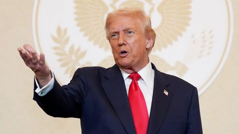 Tramps pagaidām neizskata iespēju piegādāt Ukrainai "Tomahawk"