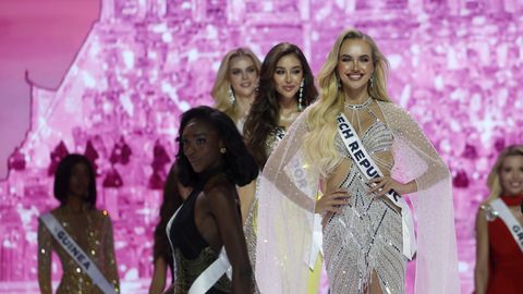 VIDEO ⟩ Miss Universumi korraldaja puhkes pärast alatut skandaali nutma: «Ma olen kõigest inimene...»