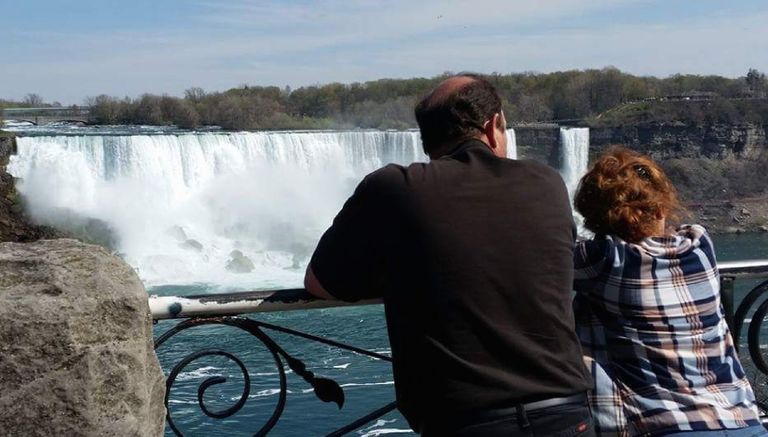 Turistid Niagara juga imetlemas