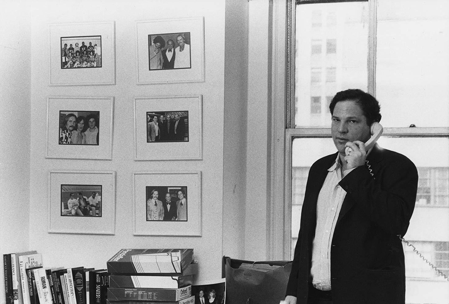 Dokumentaalkaader: Noor Harvey Weinstein oma kabinetis. Miramaxi hiilgus oli veel ees, aga kuritööd juba toimusid.