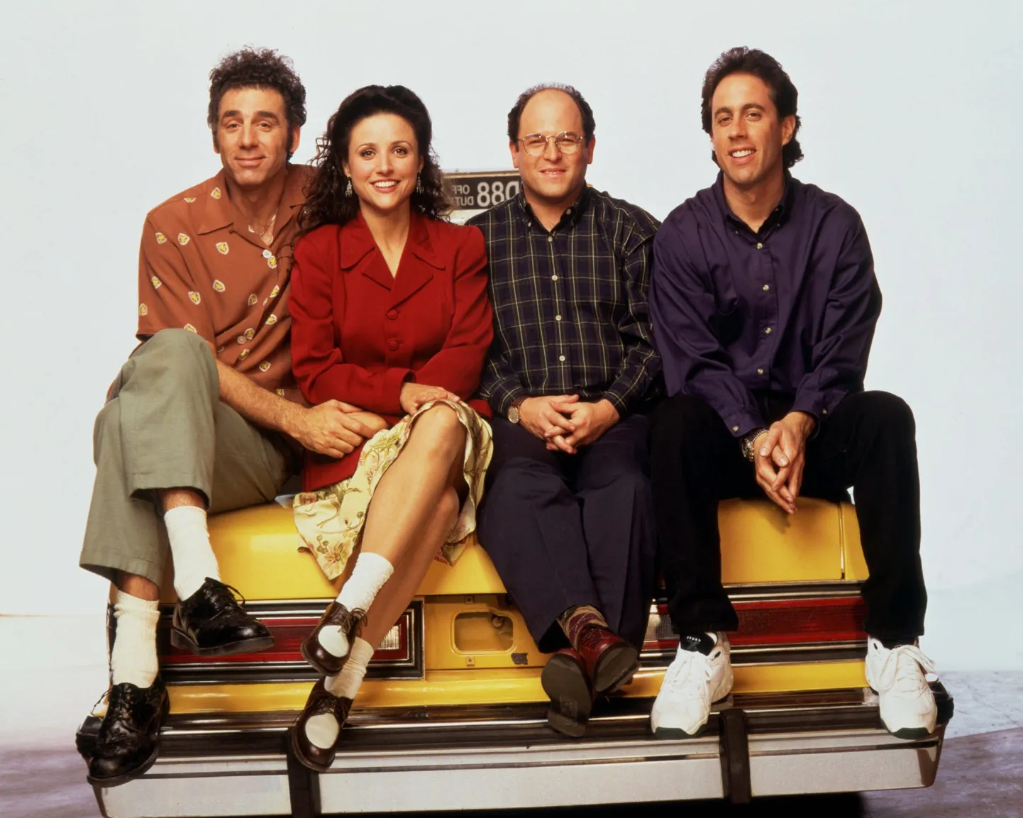 1989. aastal alanud «Seinfeld» jooksis üheksa hooaega ning sai üheks vaadatumaks 90ndate komöödiasarjaks