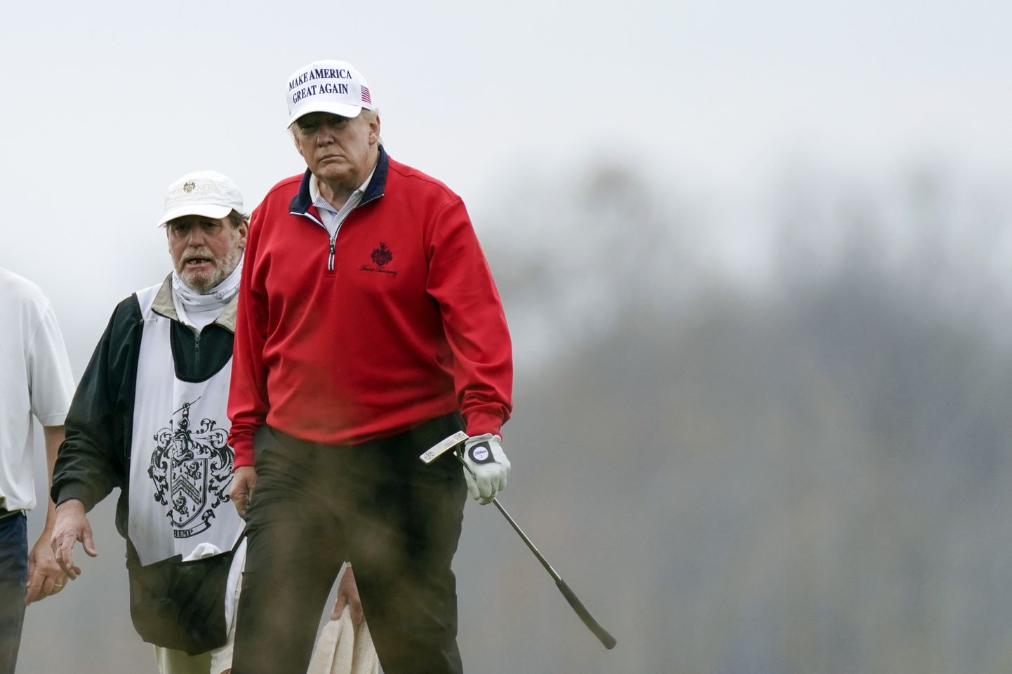 ASV prezidents Donalds Tramps golfa laukumā 21. novembrī.