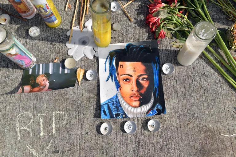 XXXTentacion mälestamine Floridas Deerfield Beachil, kus ta elu kaotas