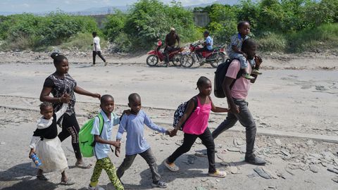 Haiti bandu sadursmēs nogalināti 78 cilvēki, tostarp nejauši garāmgājēji