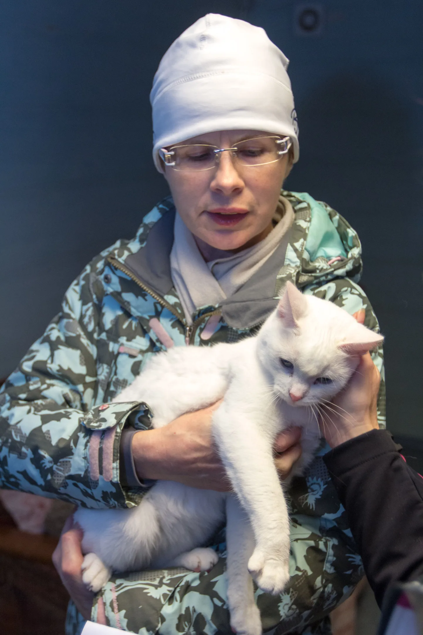 Valga loomade varjupaiga juhataja Helle Raja ühe kunagise lemmikuga.