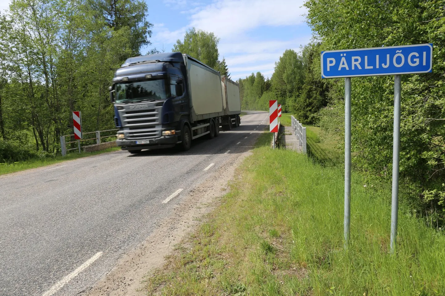 Pärlijõe sild Rõuge–Krabi teel on 1. juunist kolm kuud kinni, kuna ajutist ülesõitu ei olnud võimalik samasse rajada.