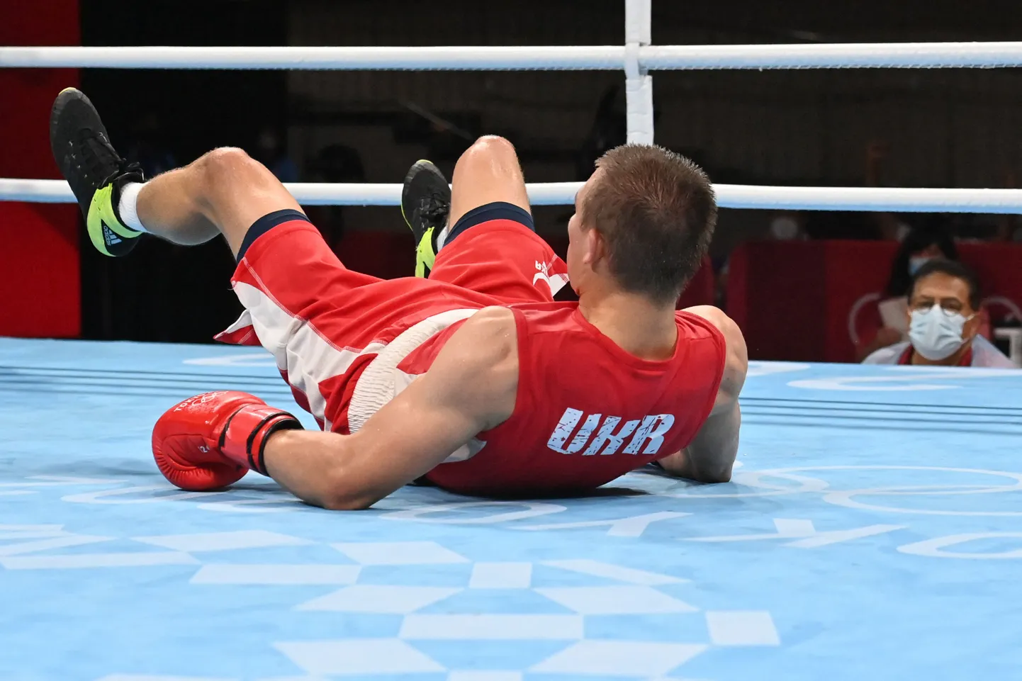 Украинский боксер Александр Хижняк.