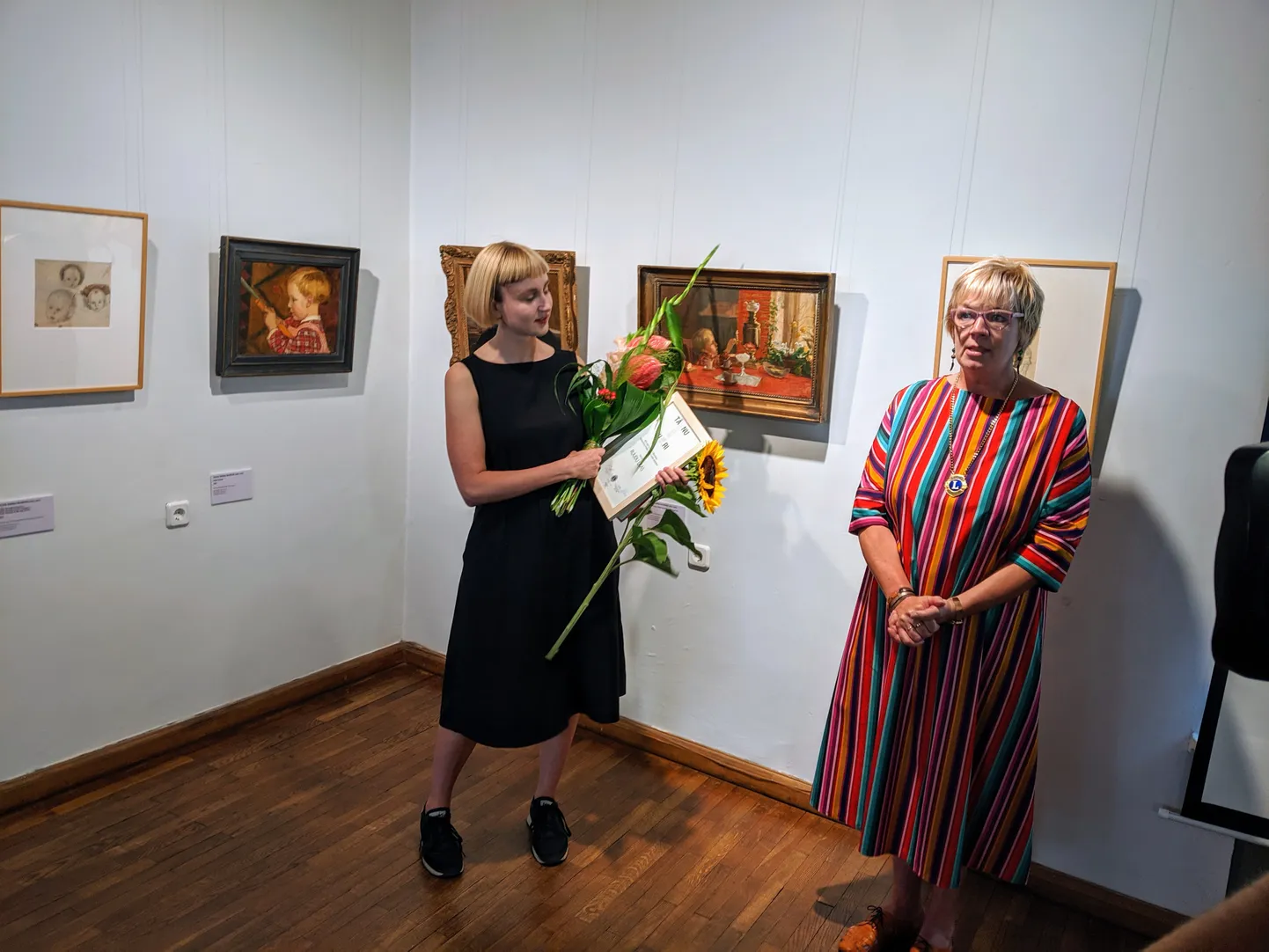 Ruudu Ulas Adamson-Ericu nimelise noore kunstniku stipendiumi pidulikul vastuvõtmisel.