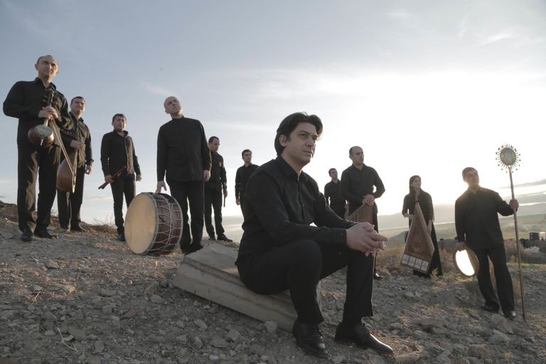 Gurdjieff Ensemble esitab armeenia rahvamuusikat autentsetel rahvuslikel pillidel.