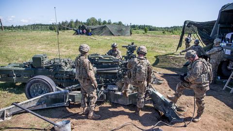 Läti: Baltimaade sõjaliste ühishangete kõnelused annavad esimesi tulemusi