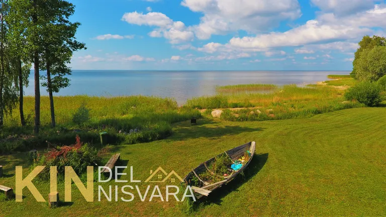 Võrtsjärve-äärne kinnistu.