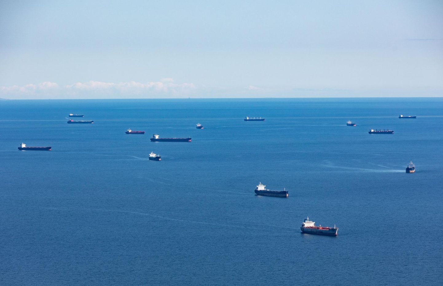 Неофициальное место якорной стоянки танкеров и грузовых судов, ожидающих захода в российские порты, во входящей в экономическую зону Эстонии части Финского залива.