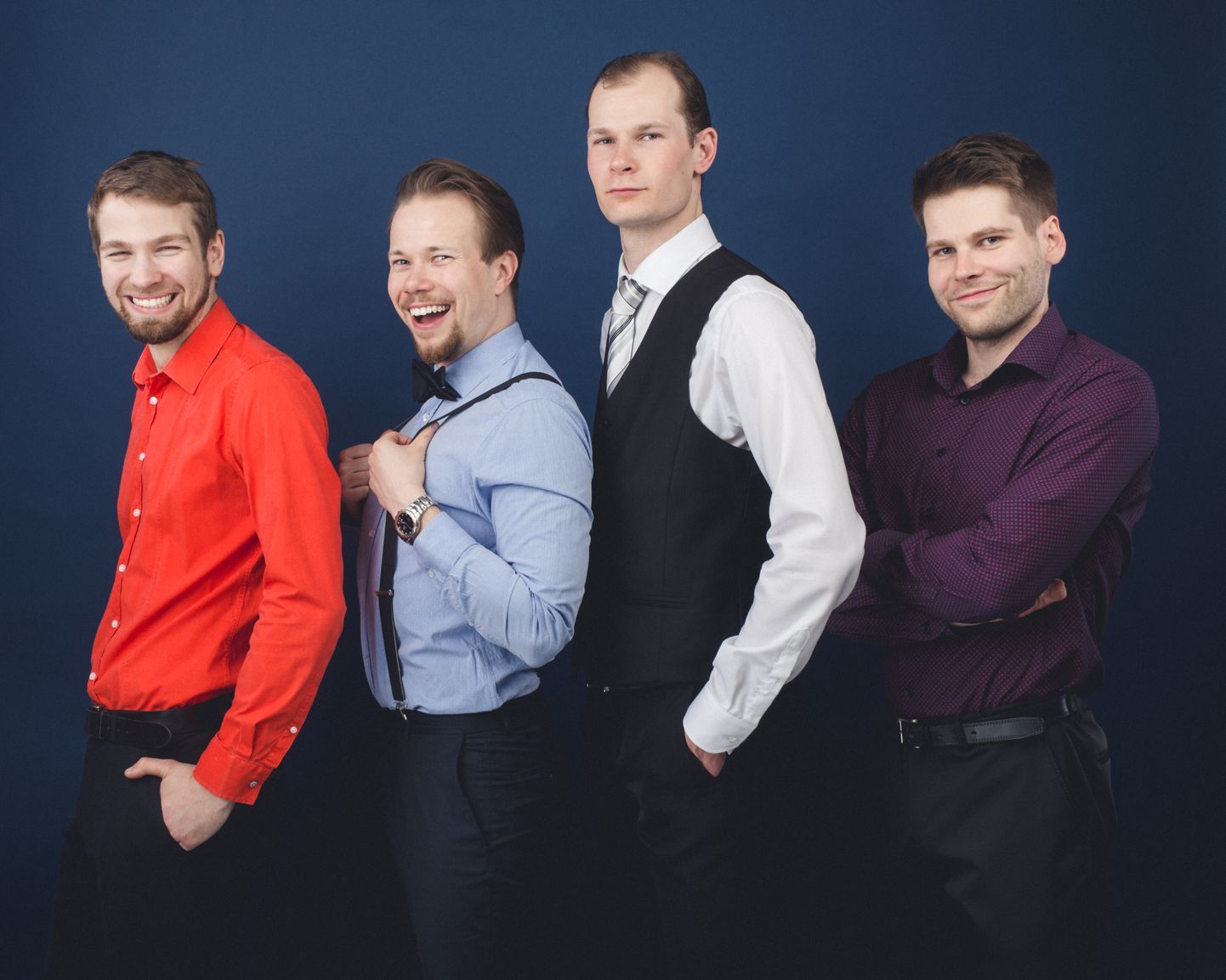 Von Dorpatis mängivad Kaarel Adamson (vasakult, trumm), Henri Lohk (kitarr), Johannes Vedru (klahvpillid) ja Erki Veikar (basskitarr). Kõik nad on ka vokalistid.