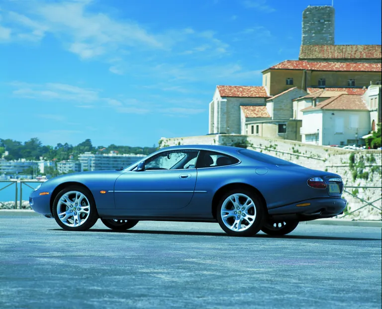 Jaguar XK8