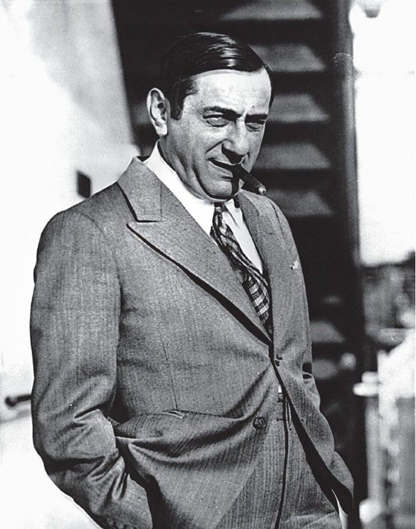 Reissöör Ernst Lubitsch, suus lahutamatu sigar.
