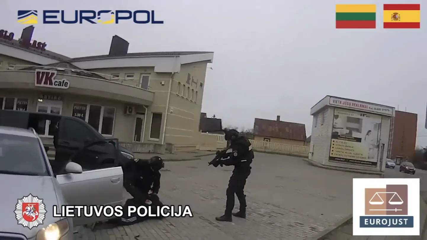 Leedu ja Hispaania politsei vahistas koostöös Europoliga 15 inimkaubandusega tegeleva grupeeringu liiget.