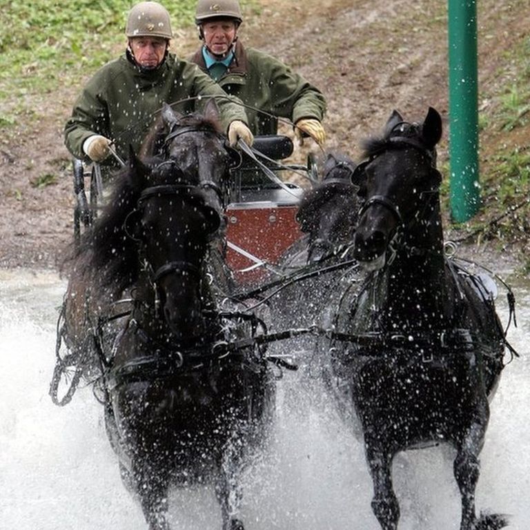 Управление конным экипажем было одним из увлечений принца Филиппа
