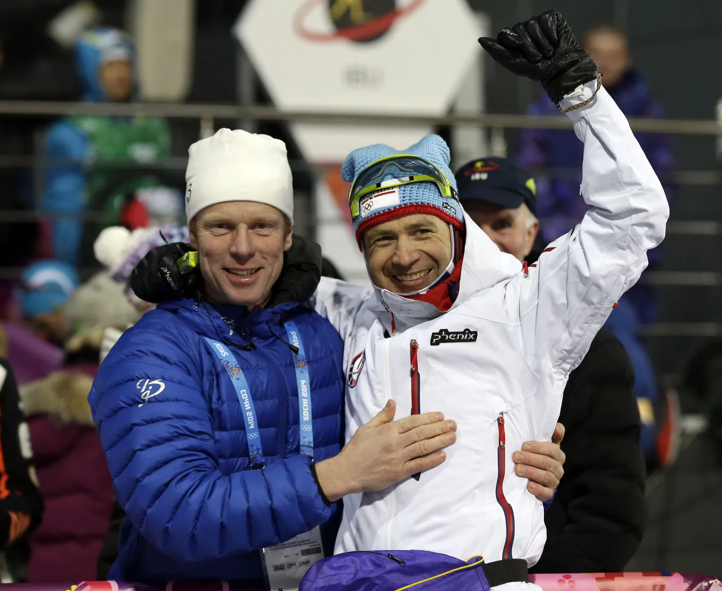 40-aastane Norra laskesuusalegend Ole Einar Bjørndalen võitis täna Sotšis enda karjääri seitsmenda olümpiakulla ja üldse 12 OM-medali. Viimase näitajaga kerkis ta Norra murdmaasuusalagenedi Bjørn Daehlie kõrvale, kes võitis samuti kokku 12 olümpiamedalit.