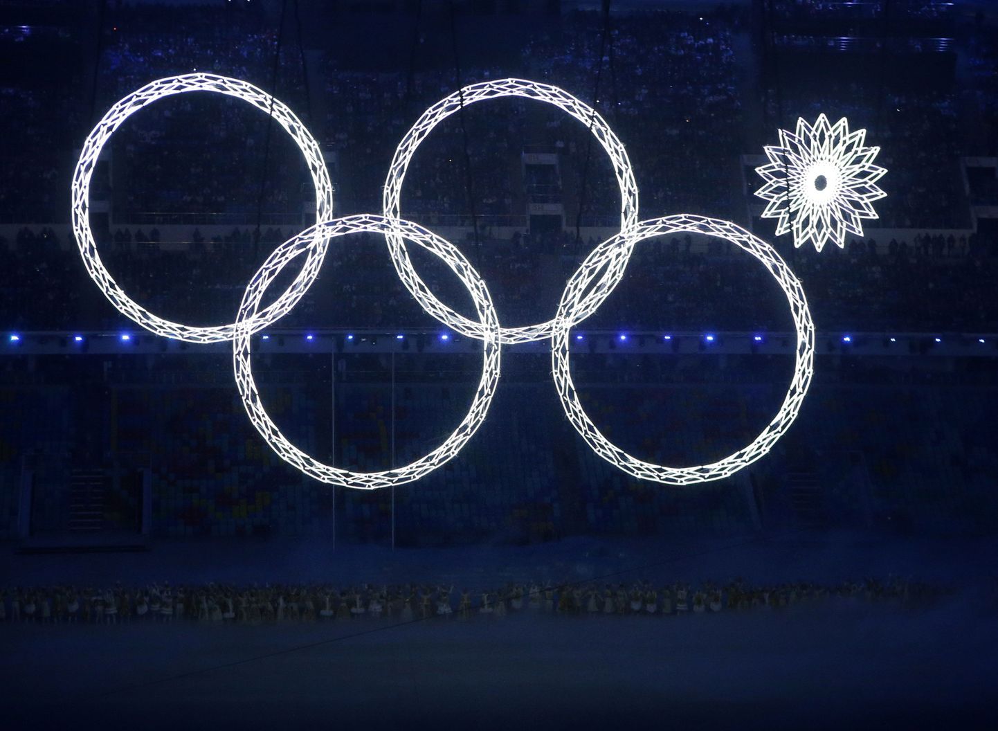 Neli olümpiarõngast ja üks lumehelbeke